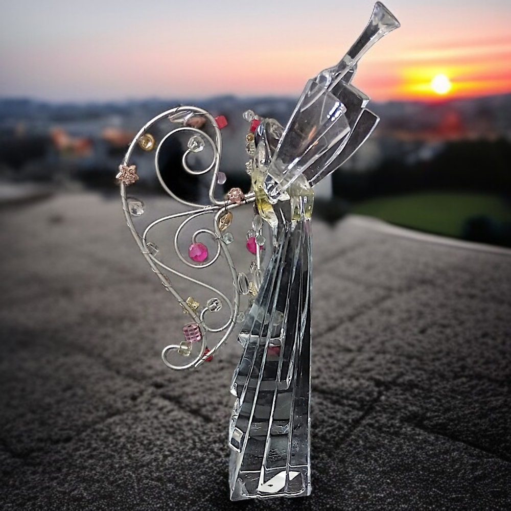 Clear Acrylic Angel Figure Beaded Wings Playing Trumpet Christmas Vintage‎ Ganz